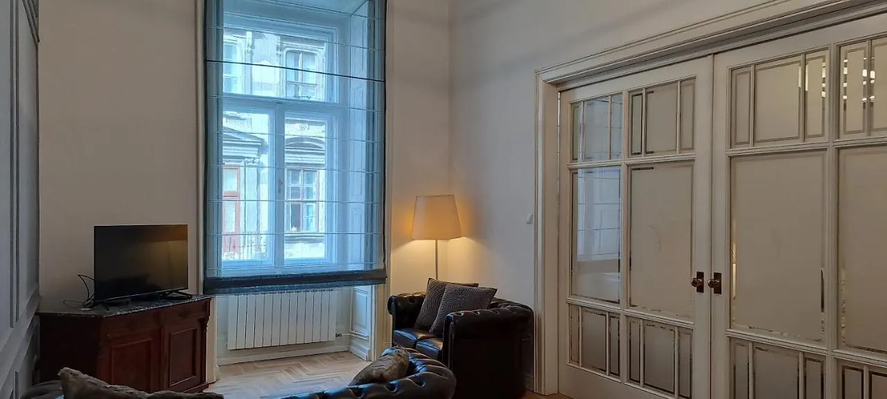 Center Gold Apartment Budapest Hungary